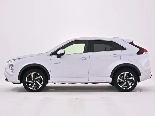 2021 Mitsubishi Eclipse Cross — photo 2 | Tuminion Kenya