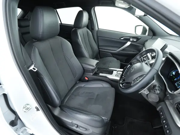 2021 Mitsubishi Eclipse Cross — photo 8 | Tuminion Kenya