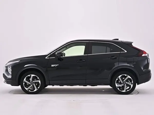 2021 Mitsubishi Eclipse Cross — photo 2 | Tuminion Kenya