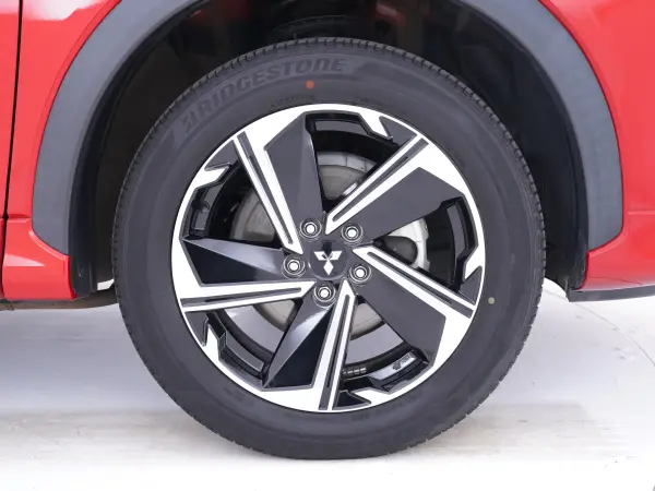 2021 Mitsubishi Eclipse Cross — photo 9 | Tuminion Kenya