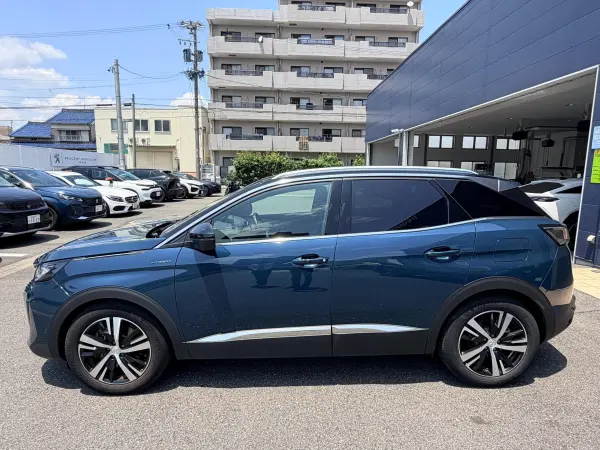 2023 Peugeot 3008 — photo 2 | Tuminion Kenya