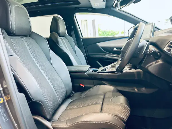 2022 Peugeot 3008 — photo 9 | Tuminion Kenya