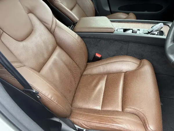 2023 Volvo Xc60 — photo 7 | Tuminion Kenya