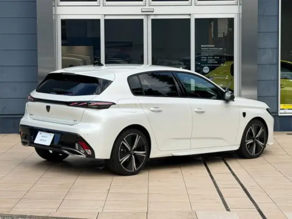 2023 Peugeot 308 — photo 2 | Tuminion Kenya