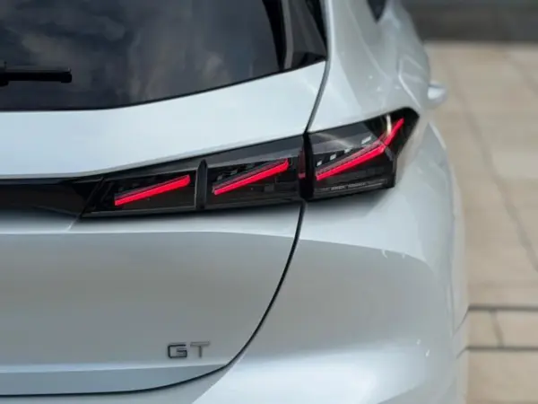 2023 Peugeot 308 — photo 9 | Tuminion Kenya