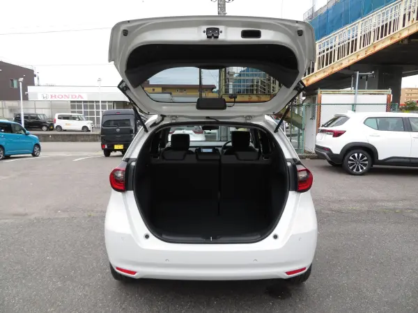 2024 Honda Fit — photo 7 | Tuminion Kenya