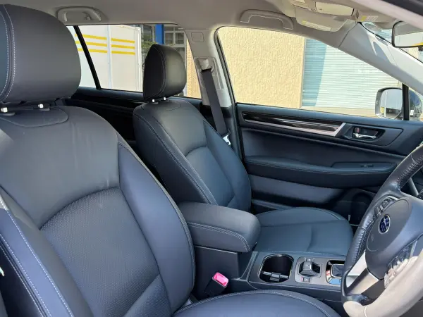 2015 Subaru Legacy Outback — photo 7 | Tuminion Kenya
