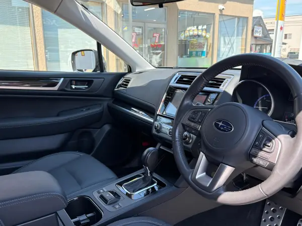 2015 Subaru Legacy Outback — photo 8 | Tuminion Kenya
