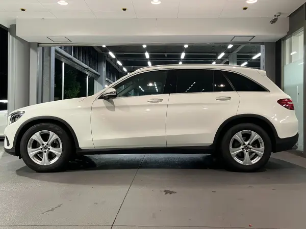 2018 Mercedes-benz Glc — photo 3 | Tuminion Kenya