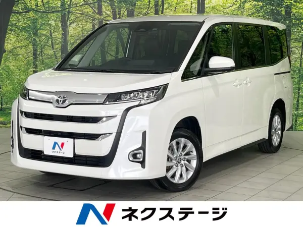 Toyota Noah 2.0 Z 4WD Comfort Convenience Package Toyota TeamMate Universal Step Genuine 10.5-inch DA Panoramic View Monitor Blind Spot Monitor Cold Region Specification Collision Damage Mitigation System Radar Cruise (White Pearl Crystal Shine)