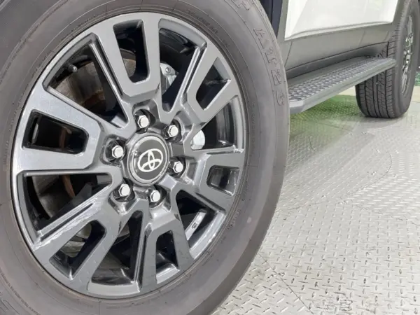 2024 Land Cruiser 250 — photo 9 | Tuminion Kenya