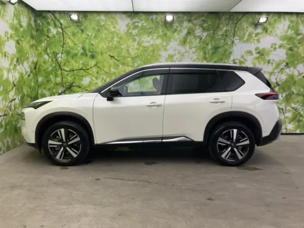 2025 Nissan Xtrail — photo 2 | Tuminion Kenya