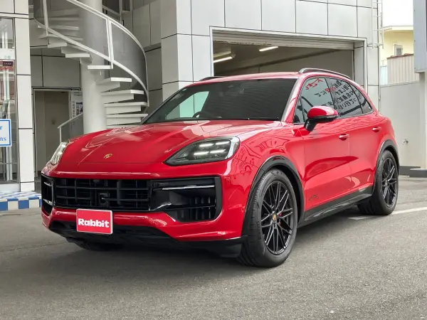 2024 Porsche Cayenne — photo 1