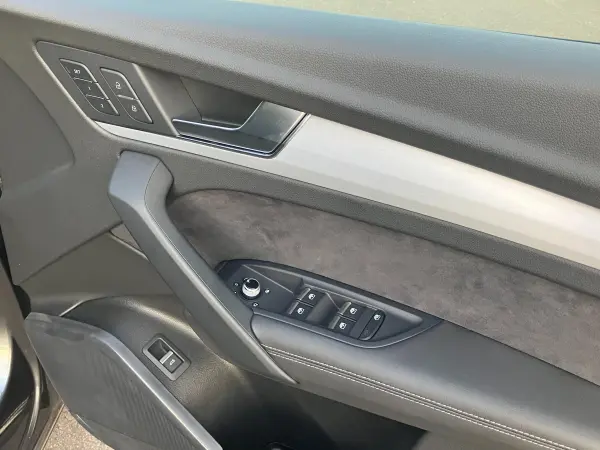 2024 Audi Q5 — photo 8 | Tuminion Kenya