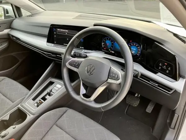 2024 Volkswagen Golf — photo 8 | Tuminion Kenya