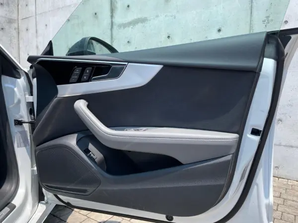 2023 Audi A5 Sportback — photo 8 | Tuminion Kenya