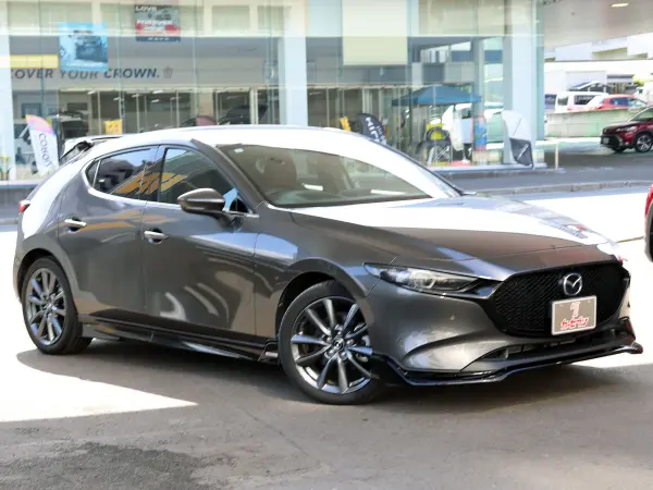 2023 Mazda 3 Fastback — photo 8 | Tuminion Kenya