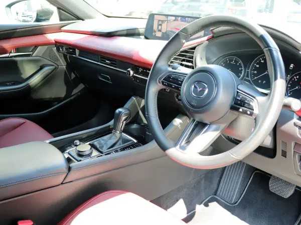 2023 Mazda 3 Fastback — photo 9 | Tuminion Kenya