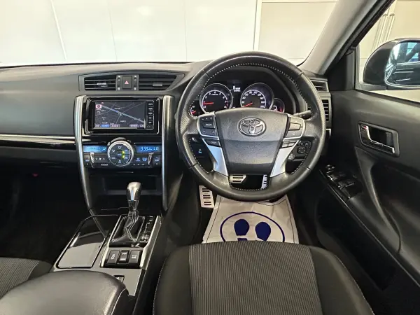 2017 Toyota Mark  X — photo 2 | Tuminion Kenya