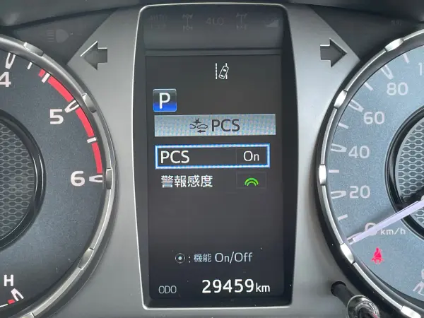 2021 Toyota Hilux — photo 7 | Tuminion Kenya