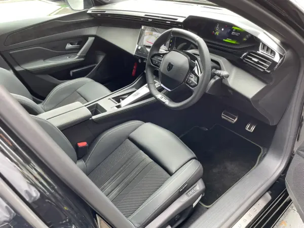 2025 Peugeot 308 — photo 8 | Tuminion Kenya
