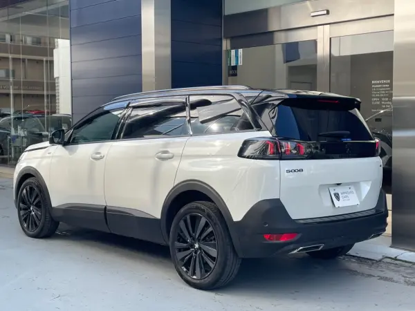 2023 Peugeot 5008 — photo 3 | Tuminion Kenya