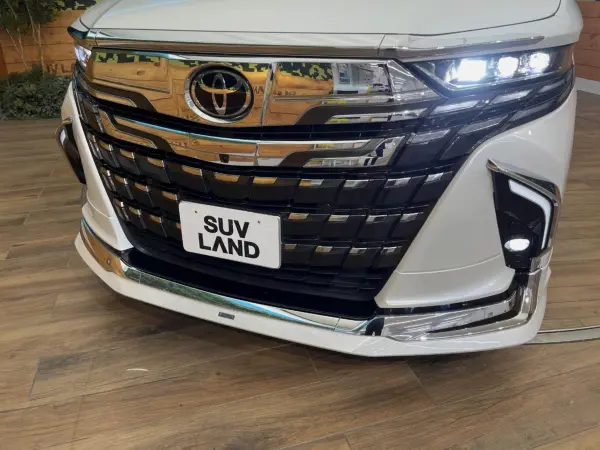 2023 Toyota Alphard — photo 3 | Tuminion Kenya