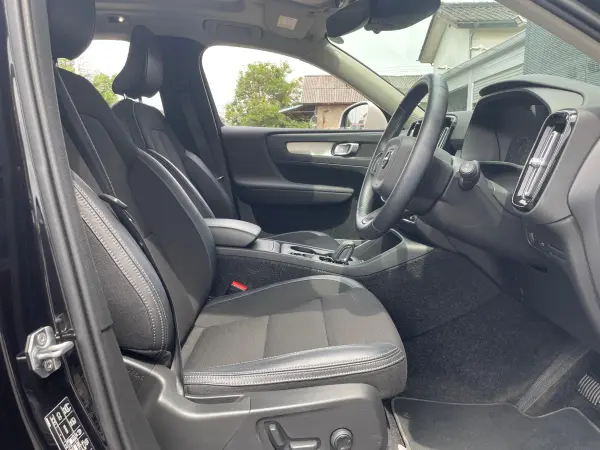 2020 Volvo Xc40 — photo 7 | Tuminion Kenya
