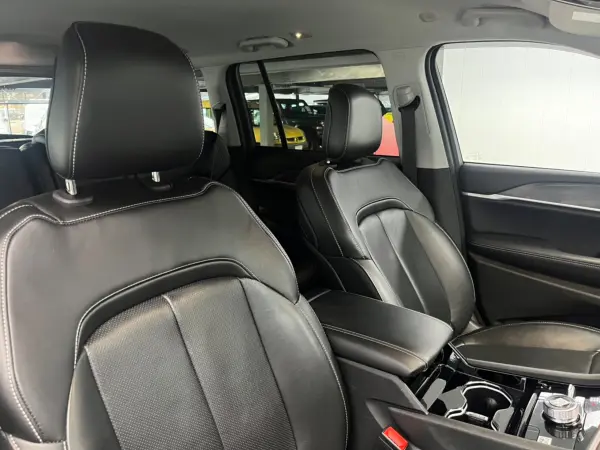 2023 Jeep Grand Cherokee — photo 7 | Tuminion Kenya