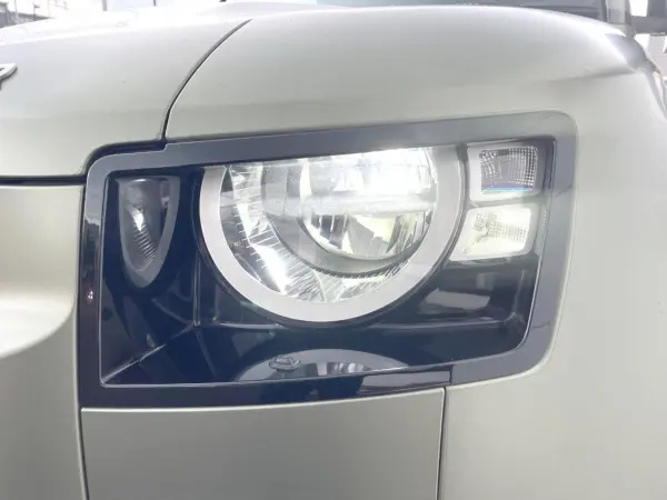 2021 Landrover Defender — photo 8 | Tuminion Kenya