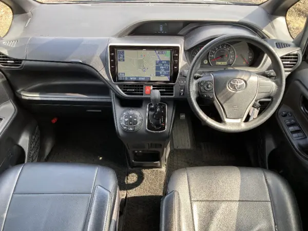 2020 Toyota Noah — photo 3 | Tuminion Kenya
