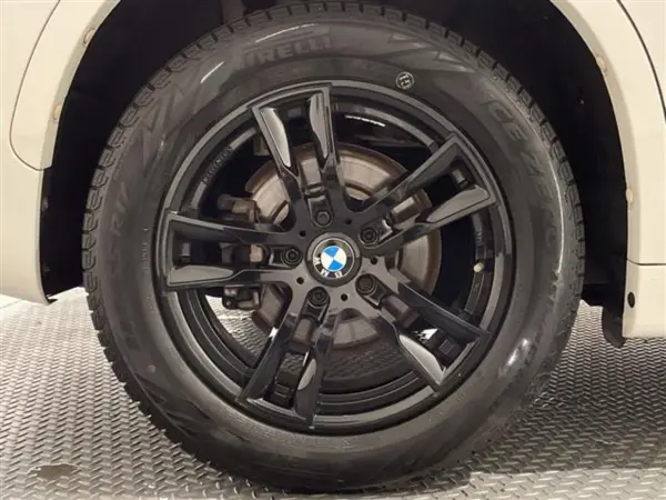 2021 Bmw X1 — photo 8 | Tuminion Kenya