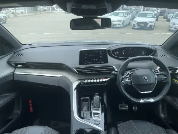 2023 Peugeot 3008 — photo 8 | Tuminion Kenya