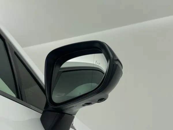 2023 Lexus Rx — photo 8 | Tuminion Kenya