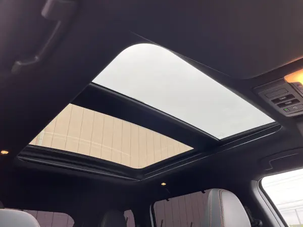 2023 Mitsubishi Outlander — photo 3 | Tuminion Kenya