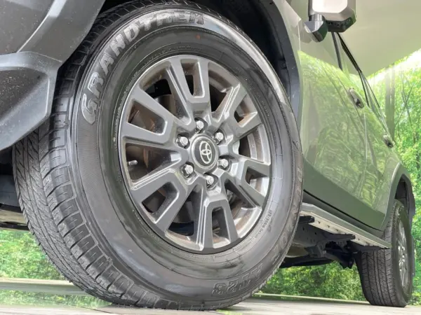2024 Land Cruiser 250 — photo 9 | Tuminion Kenya