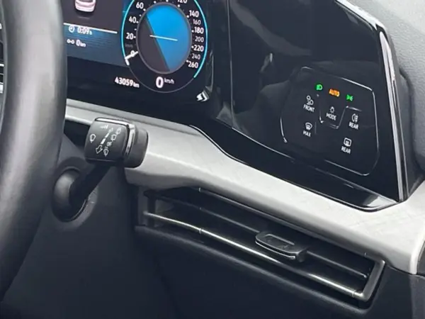 2022 Volkswagen Golf — photo 9 | Tuminion Kenya