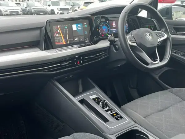 2022 Volkswagen Golf — photo 2 | Tuminion Kenya