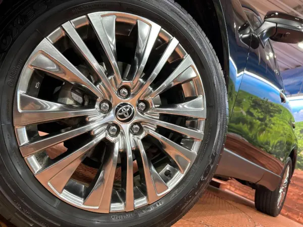 2024 Toyota Harrier — photo 9 | Tuminion Kenya