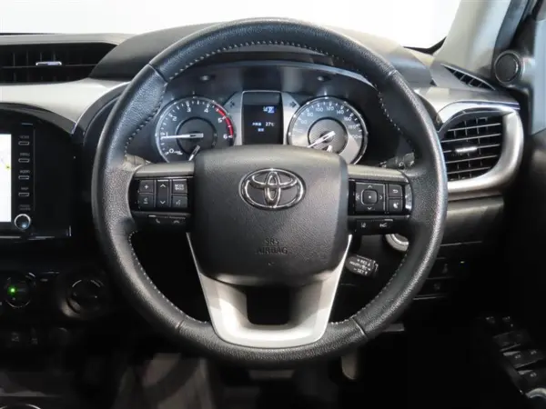 2024 Toyota Hilux — photo 8 | Tuminion Kenya