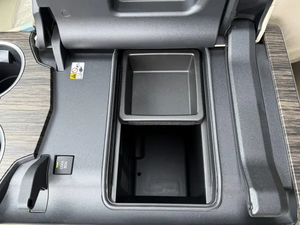 2026 Toyota Landrcuiser 300 — photo 7 | Tuminion Kenya
