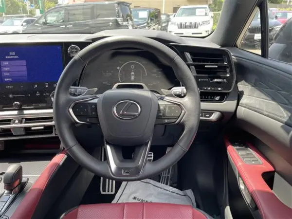2025 Lexus Rx — photo 7 | Tuminion Kenya