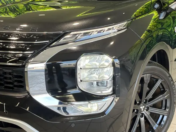 2022 Mitsubishi Outlander — photo 8 | Tuminion Kenya