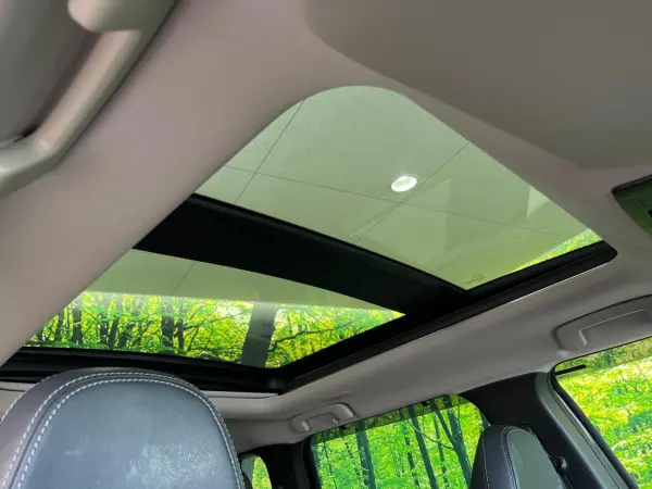 2022 Mitsubishi Outlander — photo 7 | Tuminion Kenya