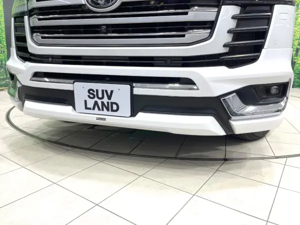 2024 Toyota Landrcuiser 300 — photo 3 | Tuminion Kenya