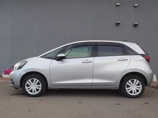 2020 Honda Fit — photo 2 | Tuminion Kenya