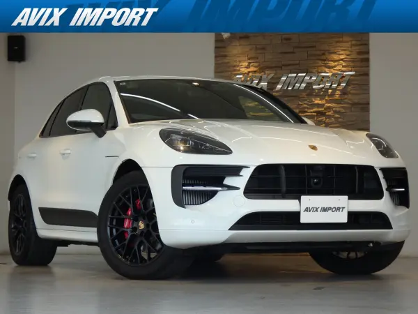 2020 Porsche Macan — photo 1