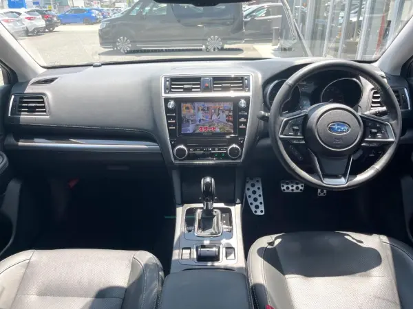 2021 Subaru Legacy Outback — photo 2 | Tuminion Kenya
