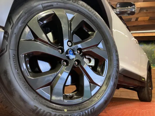 2022 Subaru Legacy Outback — photo 9 | Tuminion Kenya