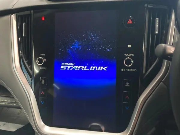 2022 Subaru Legacy Outback — photo 3 | Tuminion Kenya